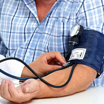  Man checking a blood pressure